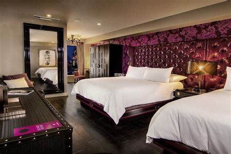 The Cromwell Las Vegas Rooms and Suites .